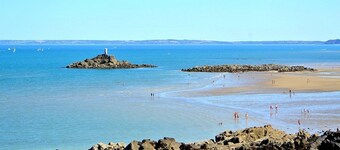 Stone House by Les Godelins Beach, Goëlo Coast
