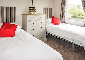 3 bedrooms, internet