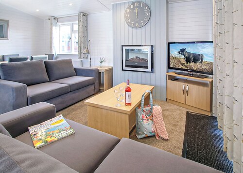 Superior Lodge Plus 3