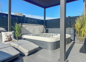 Terrace/patio - 1 bedroom accommodation in Skirlaugh, Nr Hull (Skirlaugh, Nr Hull)