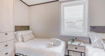 1 bedroom accommodation in Skirlaugh, Nr Hull