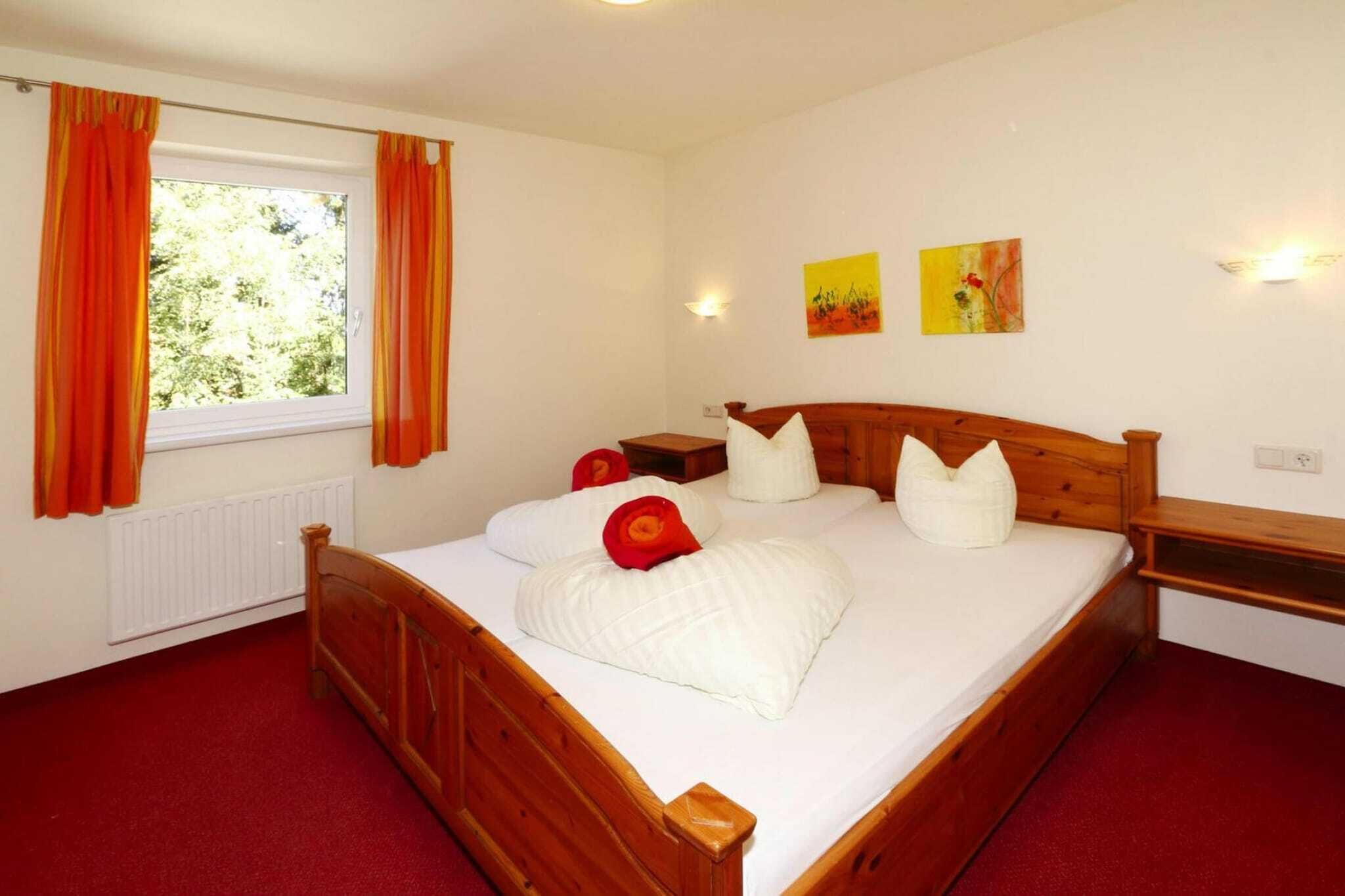 2 Schlafzimmer, Reisekinderbett, kostenloses WLAN