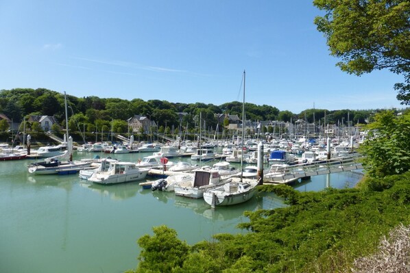 Marina