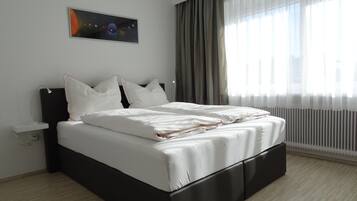 2 Schlafzimmer, Reisekinderbett, kostenloses WLAN