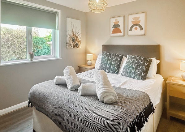 3 bedrooms, free WiFi - Spa Pacific (EV charger) (Raywell, Beverley)