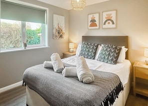 3 bedrooms, WiFi (free)
