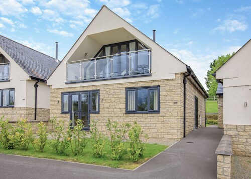 Stylish and contemporary two storey cottage.