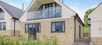 Stylish and contemporary two storey cottage.