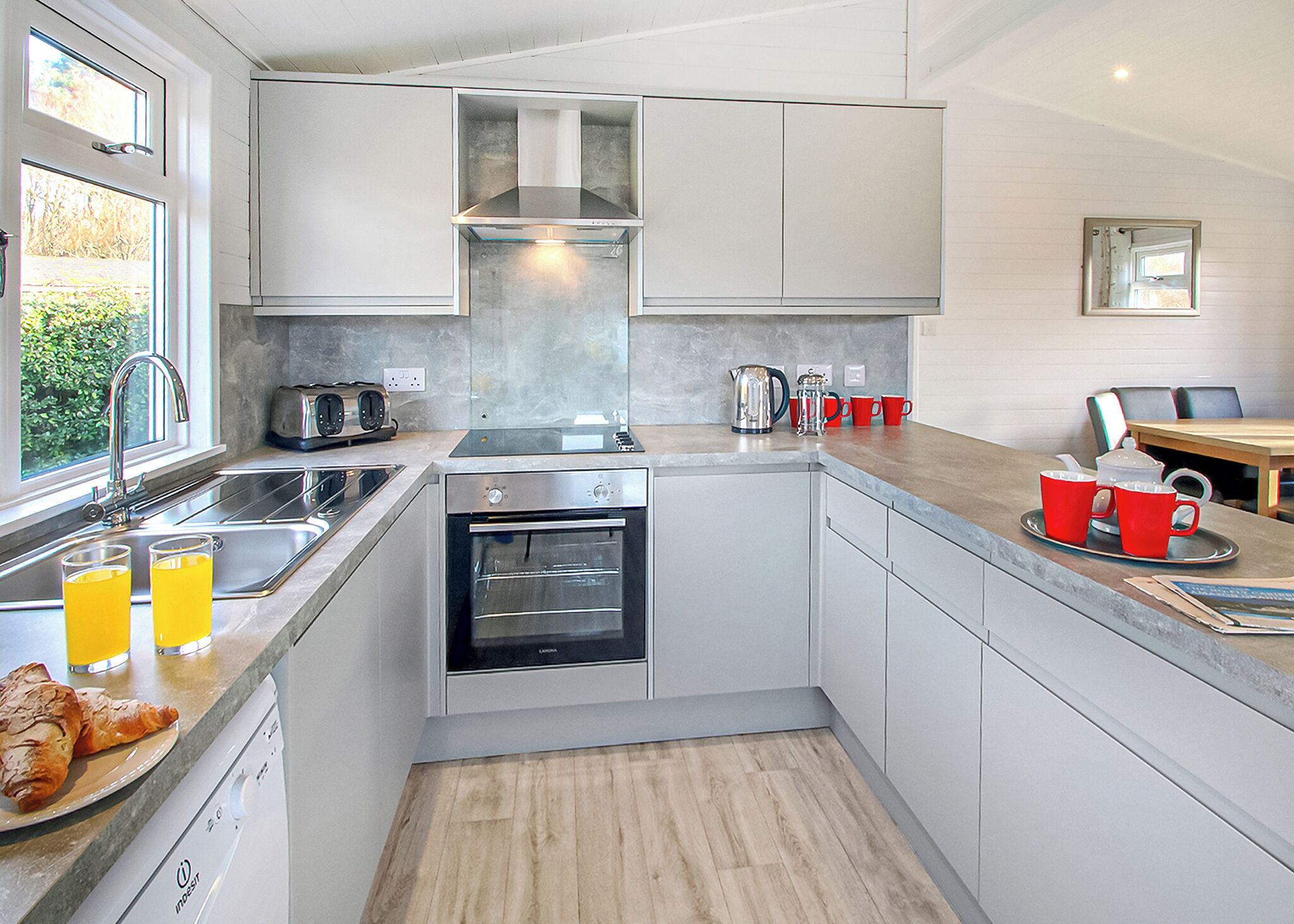 Fridge, oven, stovetop, toaster