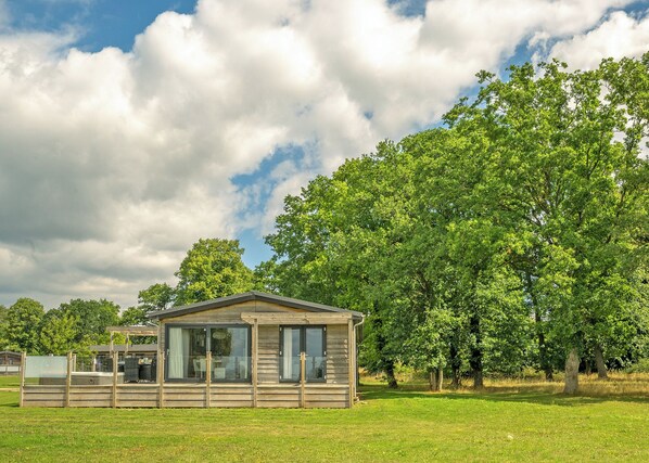 Exterior - Elite Plus Spa Lodge 3 (Bury St Edmunds)