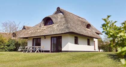 Ferienhaus mit tropischem Pool & Spa