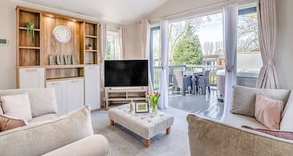 2 bedroom accommodation in Skirlaugh, Nr Hull