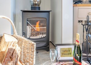 Unclassified image, 5 of 6, button