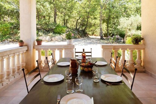 Ménerbes Home with Private Pool