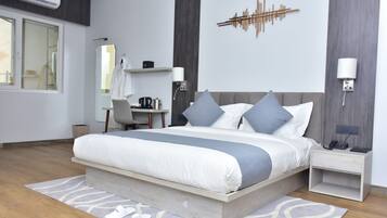 Habitación estándar | Sábanas de algodón egipcio, ropa de cama de alta calidad, minibar