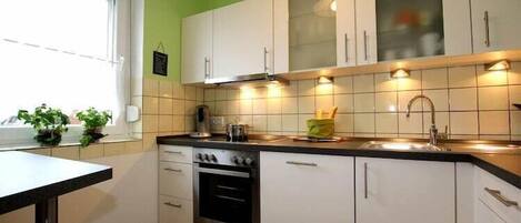 Fridge, microwave, oven, stovetop