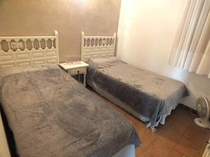 2 bedrooms