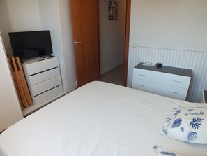 3 bedrooms