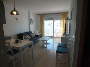 TV - Charming Apartment with Terrace & Pool in Roses, Spain - Sleeps 6 (Roses)