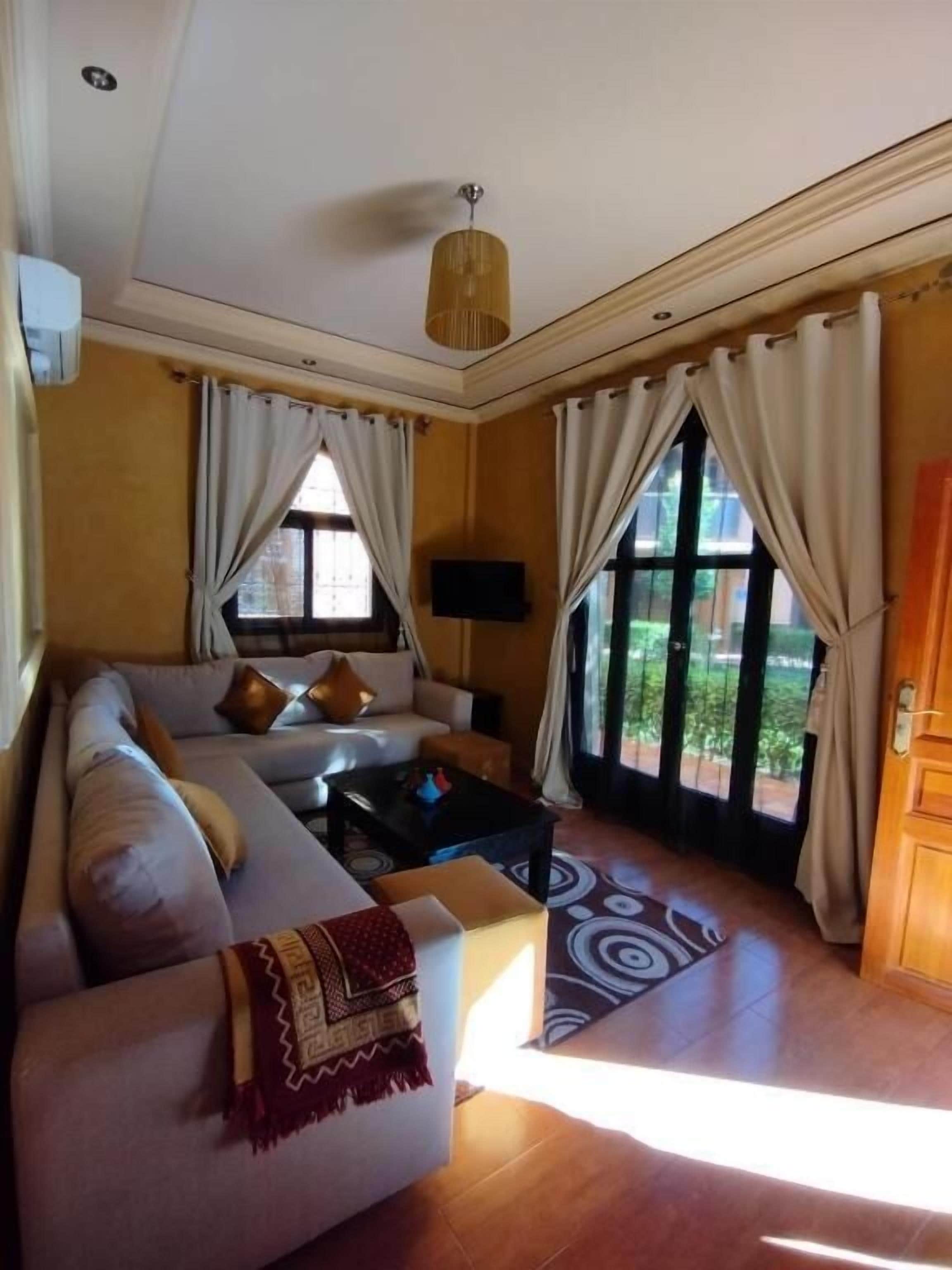 Departamento estándar | Área de sala de estar