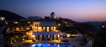 NAOUSSA MAGIC SAE VIEW / 10 MINUTES WORK TO THE BAECH