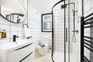 House | Bathroom
