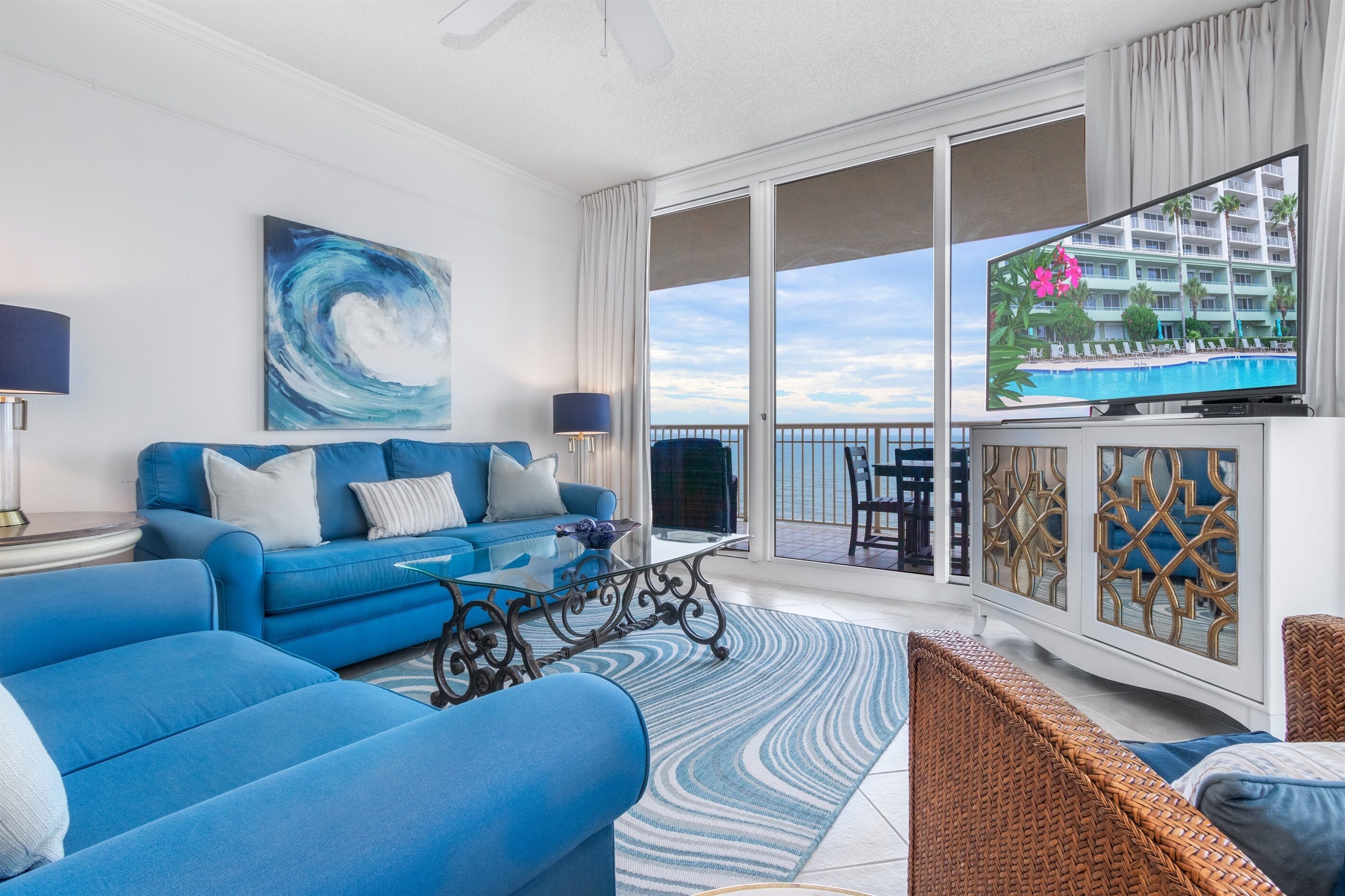 Corner Luxury, Beach Club A1210