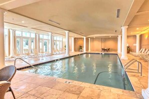 Inomhuspool och uppvärmd pool