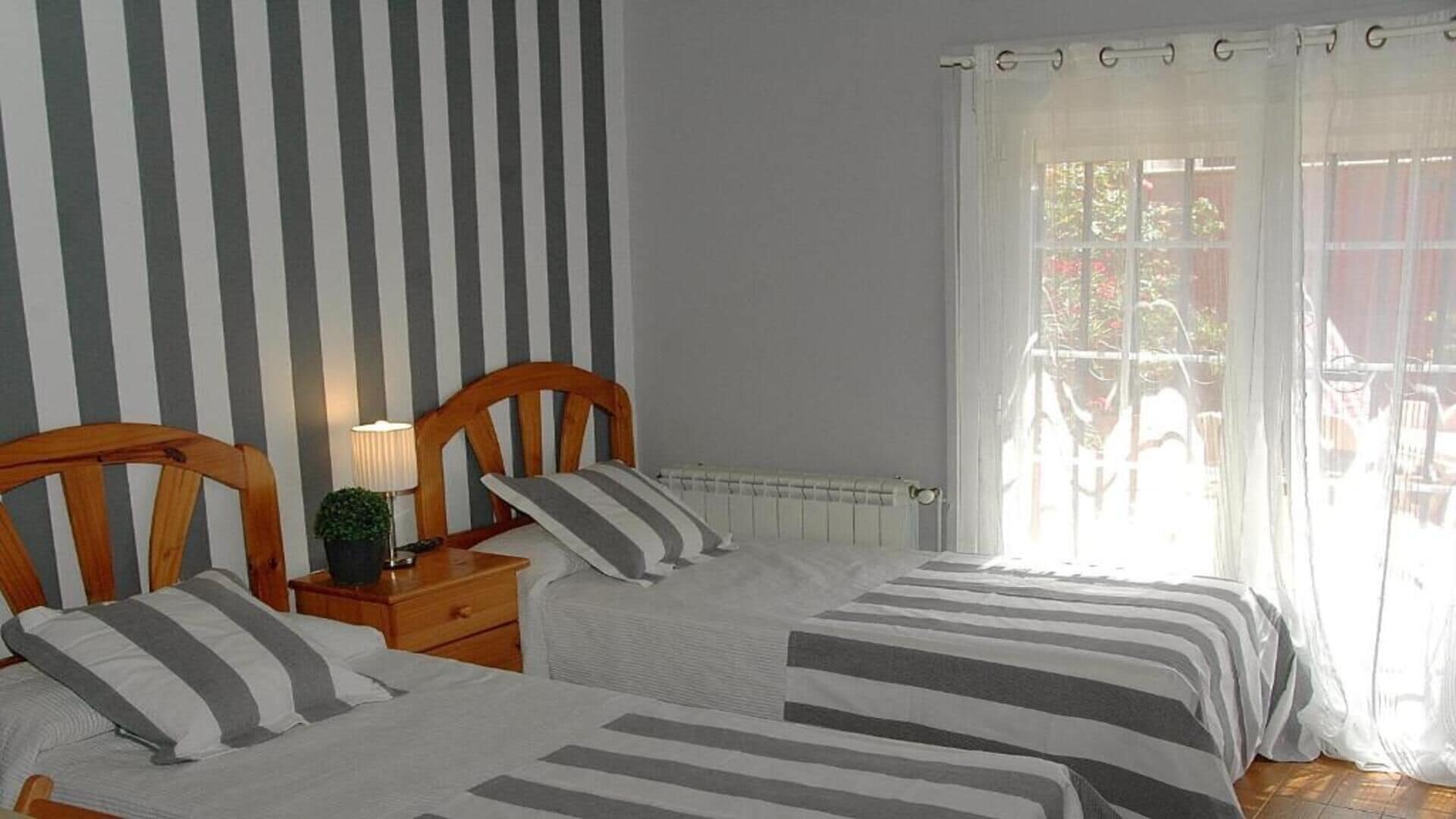 Foto - Hostal Cervantes