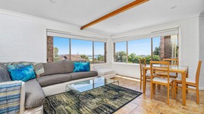 تلفزيون، مكتب