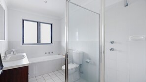 أحواض استحمام، مناشف