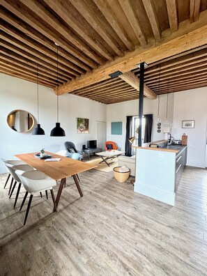 Interior - Former convent from the 17th, renovated, private garden, Beaune city center (Beaune)