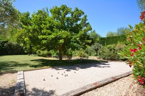 terrain de pétanque