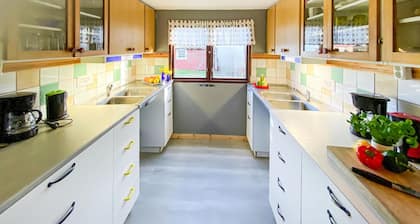 Awesome home in Visby with WiFi