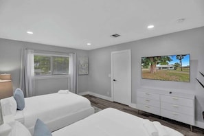 6 bedrooms, iron/ironing board, travel crib, WiFi