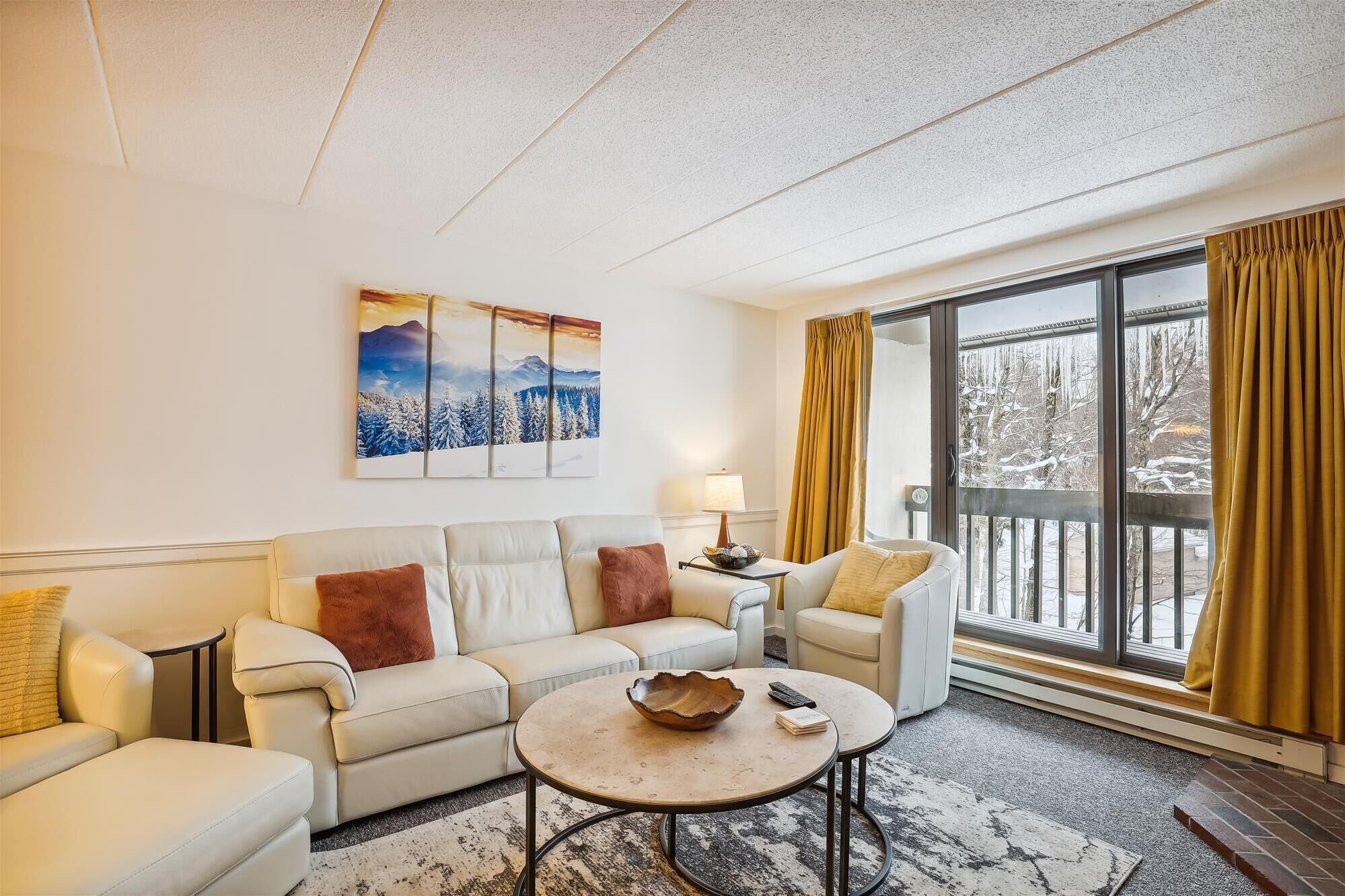 Pinnacle B22 Condo | Pool, Hot Tub | Golf Nearby - Vermont