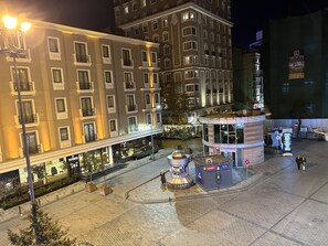 ห้องแฟมิลี่ทริปเปิล | วิวเมือง