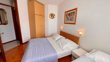 1 quarto