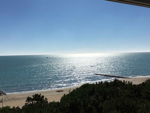 Ferienwohnung mit Strandservice und Klimaanlage