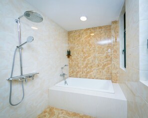 Standard Duplex, 4 Bedrooms, Garden View | Bathroom - Century Park Hotel and Residences (Kigali)