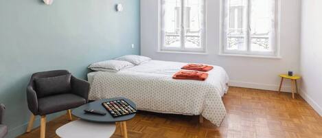 1 bedroom, iron/ironing board, travel cot, WiFi