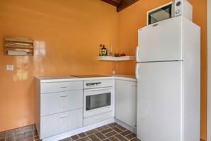 Refrigerador, microondas, horno y lavavajillas 