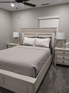 3 habitaciones, escritorio, tabla de planchar con plancha y wifi 