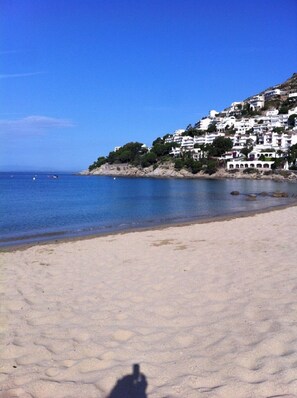 Accommodatie ligt op het strand