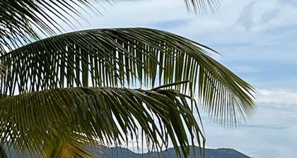 Beautiful Penthouse Apartment in desirable location