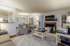 TV connectée, cheminée