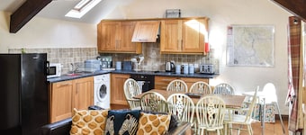 Mount Cottage-UK42230
