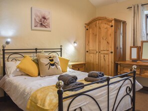 3 bedrooms, WiFi (free), bed sheets - Mount Cottage-UK42230 (Near Tebay)