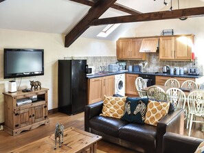 TV - Mount Cottage-UK42230 (Near Tebay)