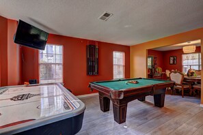 Spielezimmer